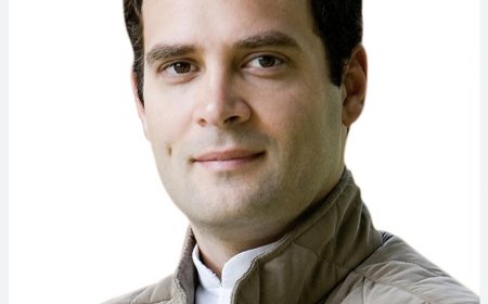 राहुल गांधी की संसद में हुई वापसी, लोकसभा सचिवालय ने जारी की सदस्यता बहाली की अधिसूचना