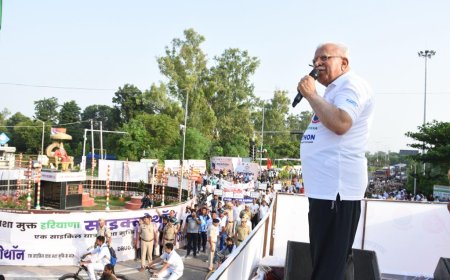 CM ने साइक्लोथॉन रैली को झंडी दिखाकर किया रवाना