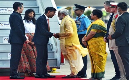 G20 शिखर सम्मेलन में शामिल होने दिल्ली पहुंचे ब्रिटेन के प्रधानमंत्री ऋषि सुनक, केंद्रीय मंत्री ने बेटी और दामाद के रूप में किया स्वागत