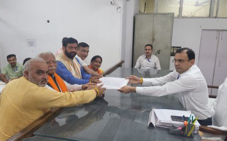 मुख्यमंत्री नायब सैनी और पूर्व मुख्यमंत्री मनोहर लाल ने किया नामांकन