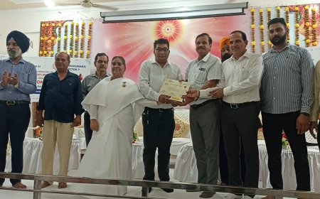 वरिष्ठ पत्रकार विकास सुखीजा को 123 बार रक्तदान करने पर गारजियन ऑफ़ लाइफ अवार्ड से किया सम्मानित