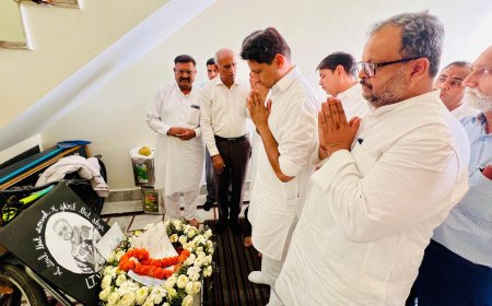 सांसद दीपेन्द्र हुड्डा ने शहीद विनय नरवाल के घर पहुँच दी श्रद्धांजलि