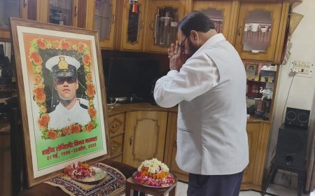 लेफ्टिनेंट विनय नरवाल के घर पहुंचकर असम के मंत्री केशव महंत ने दी भावभीनी श्रद्धांजली